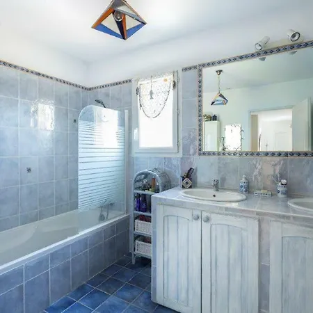 Villa Maison Provencale Avec Jacuzzi