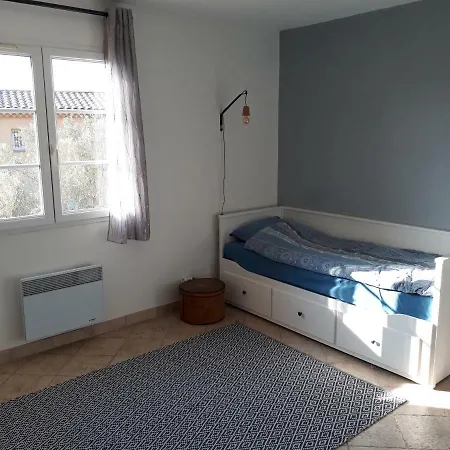 Maison Provencale Avec Jacuzzi ヴィラ ラシオタ